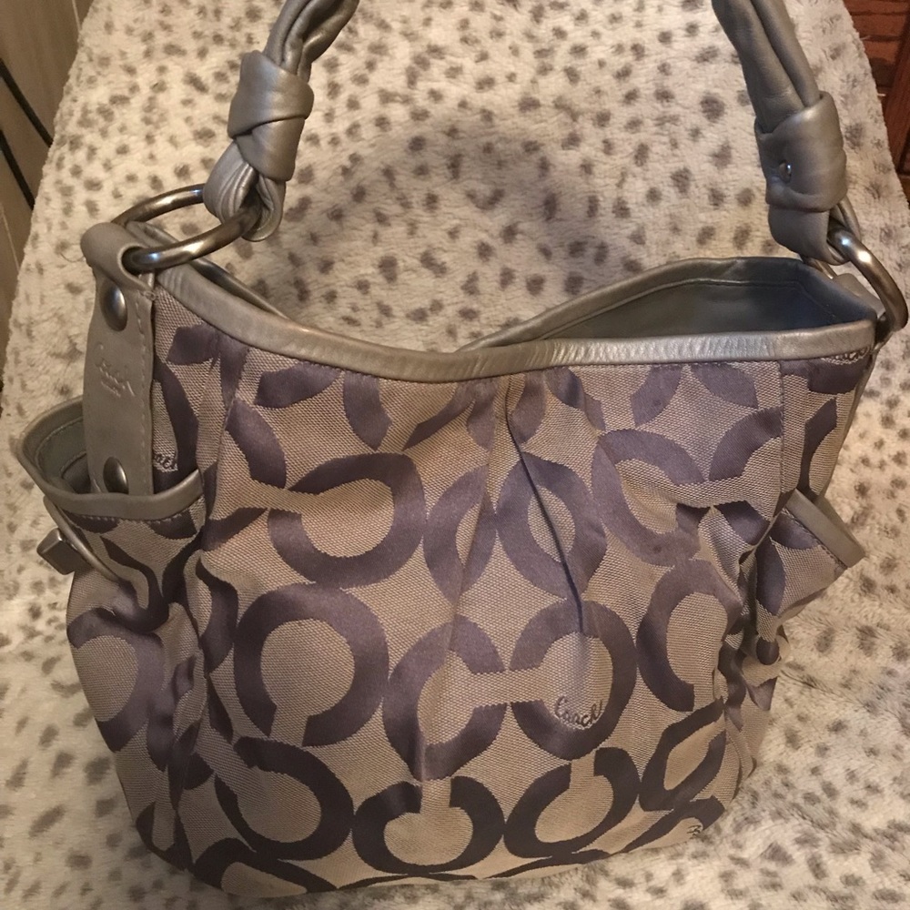 Coach purse - Picture 2 of 4